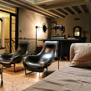 Guest house Maison Matilda - Luxury, Treviso